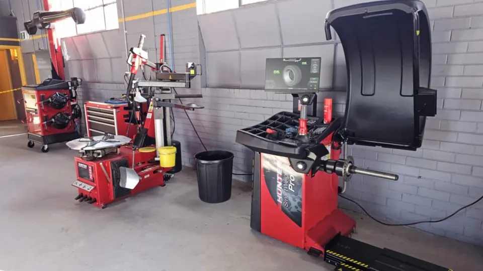 Tyre Doctors workshop, Knoxfield
