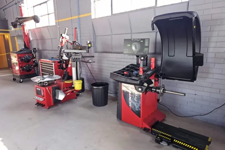 Tyre Doctors workshop, Knoxfield